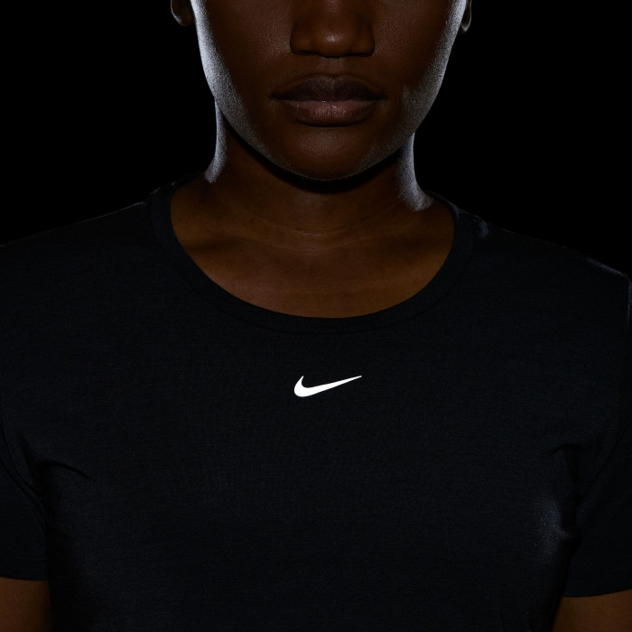 Nike Maglietta da donna UV One Luxe Primavera 2023